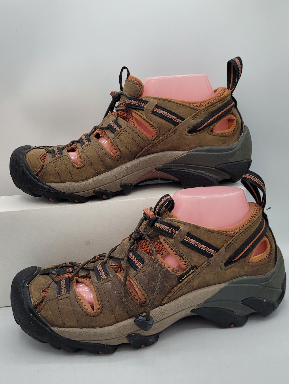 KEEN Men's Arroyo II Hiking Shoe Sandals Size 9.5